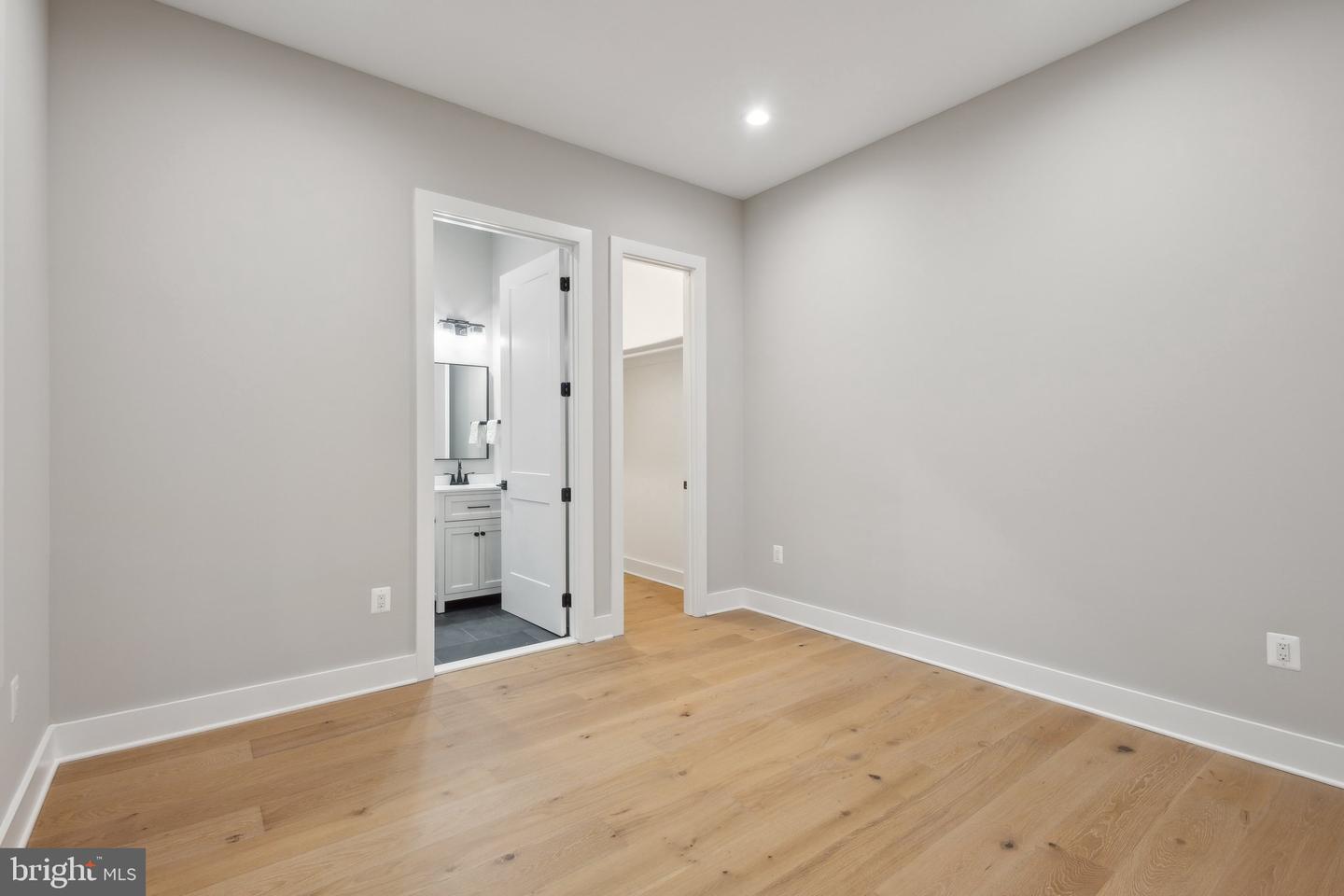 6919 BERKELEY ST, FALLS CHURCH, Virginia 22043, 7 Bedrooms Bedrooms, 7 Rooms Rooms,7 BathroomsBathrooms,Residential,For sale,6919 BERKELEY ST,VAFX2219380 MLS # VAFX2219380