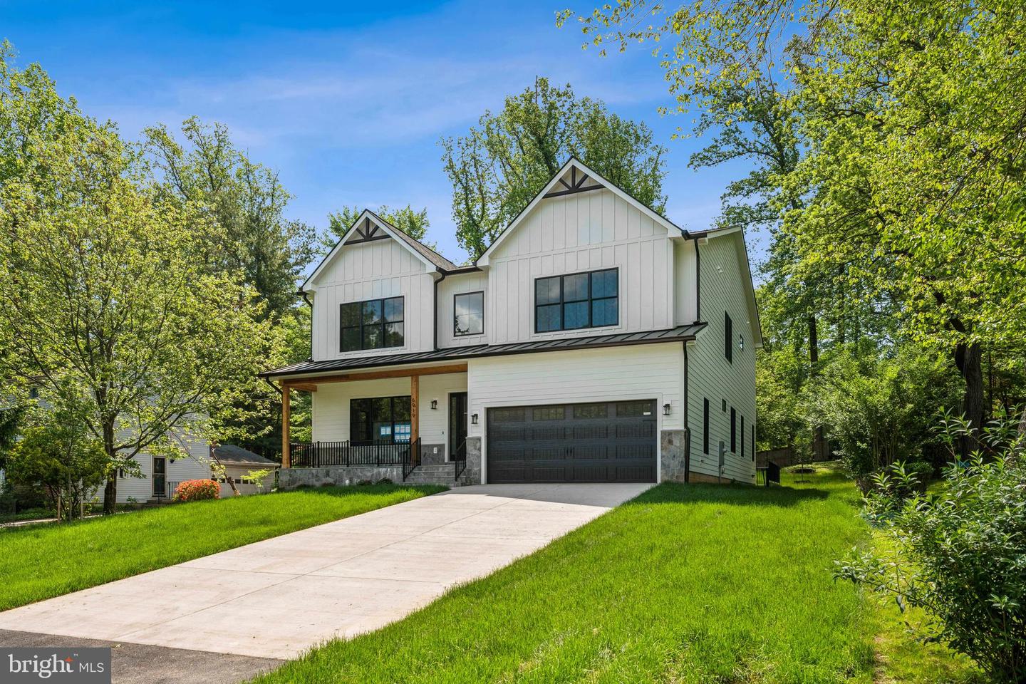 6919 BERKELEY ST, FALLS CHURCH, Virginia 22043, 7 Bedrooms Bedrooms, 7 Rooms Rooms,7 BathroomsBathrooms,Residential,For sale,6919 BERKELEY ST,VAFX2219380 MLS # VAFX2219380