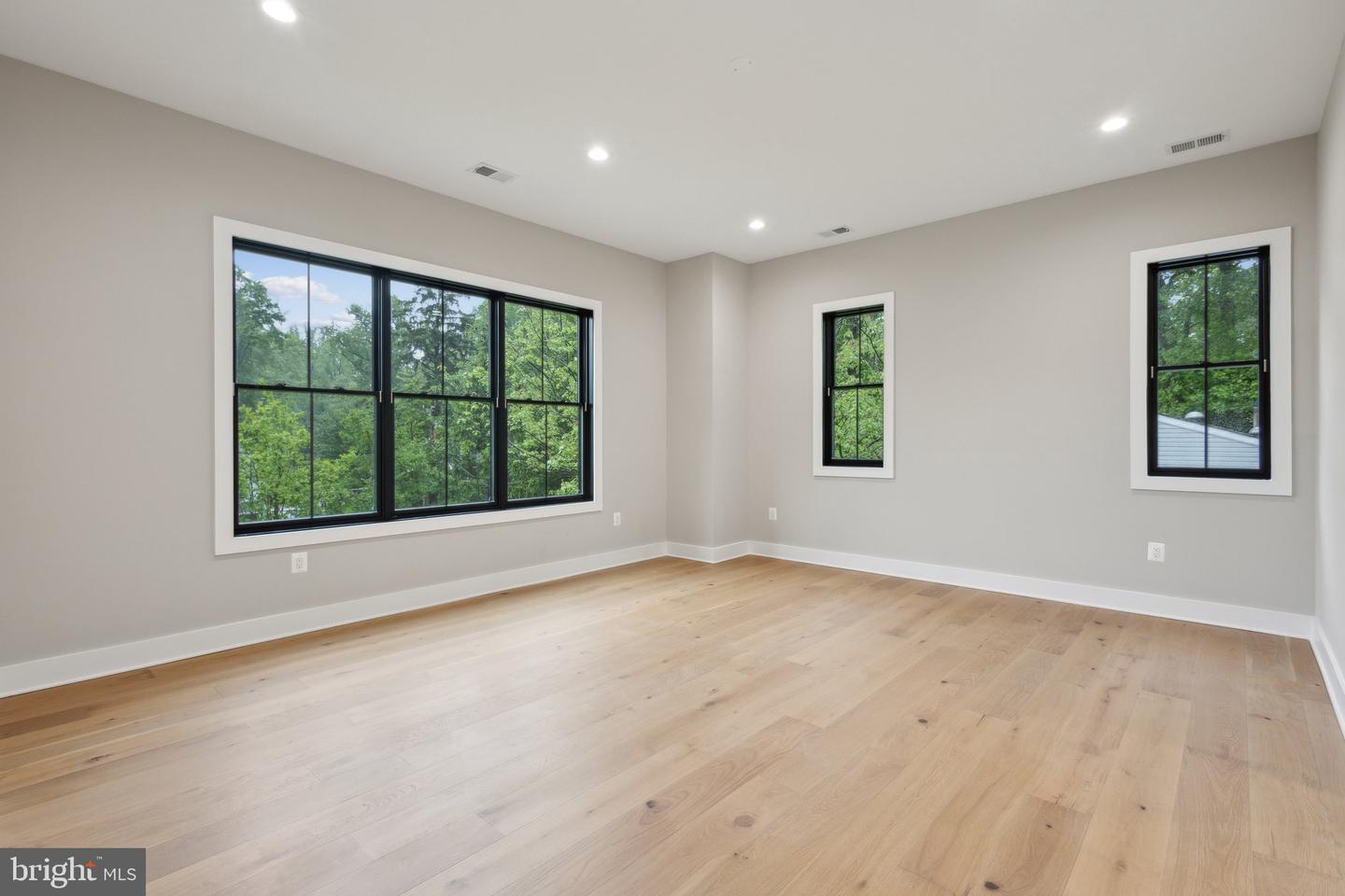 6919 BERKELEY ST, FALLS CHURCH, Virginia 22043, 7 Bedrooms Bedrooms, 7 Rooms Rooms,7 BathroomsBathrooms,Residential,For sale,6919 BERKELEY ST,VAFX2219380 MLS # VAFX2219380