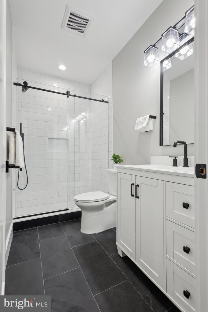 6919 BERKELEY ST, FALLS CHURCH, Virginia 22043, 7 Bedrooms Bedrooms, 7 Rooms Rooms,7 BathroomsBathrooms,Residential,For sale,6919 BERKELEY ST,VAFX2219380 MLS # VAFX2219380