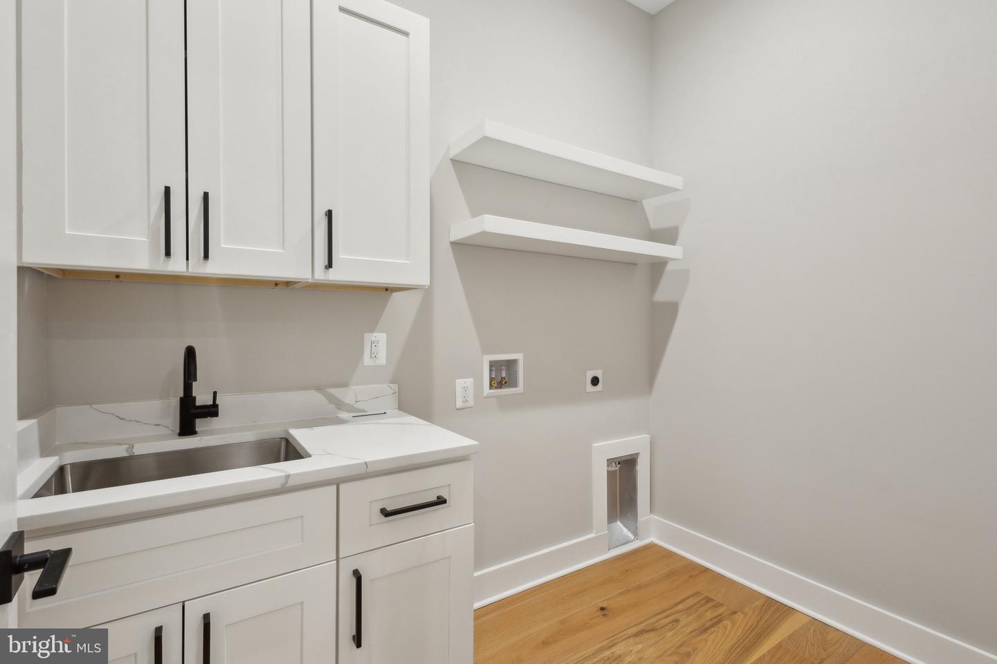 6919 BERKELEY ST, FALLS CHURCH, Virginia 22043, 7 Bedrooms Bedrooms, 7 Rooms Rooms,7 BathroomsBathrooms,Residential,For sale,6919 BERKELEY ST,VAFX2219380 MLS # VAFX2219380