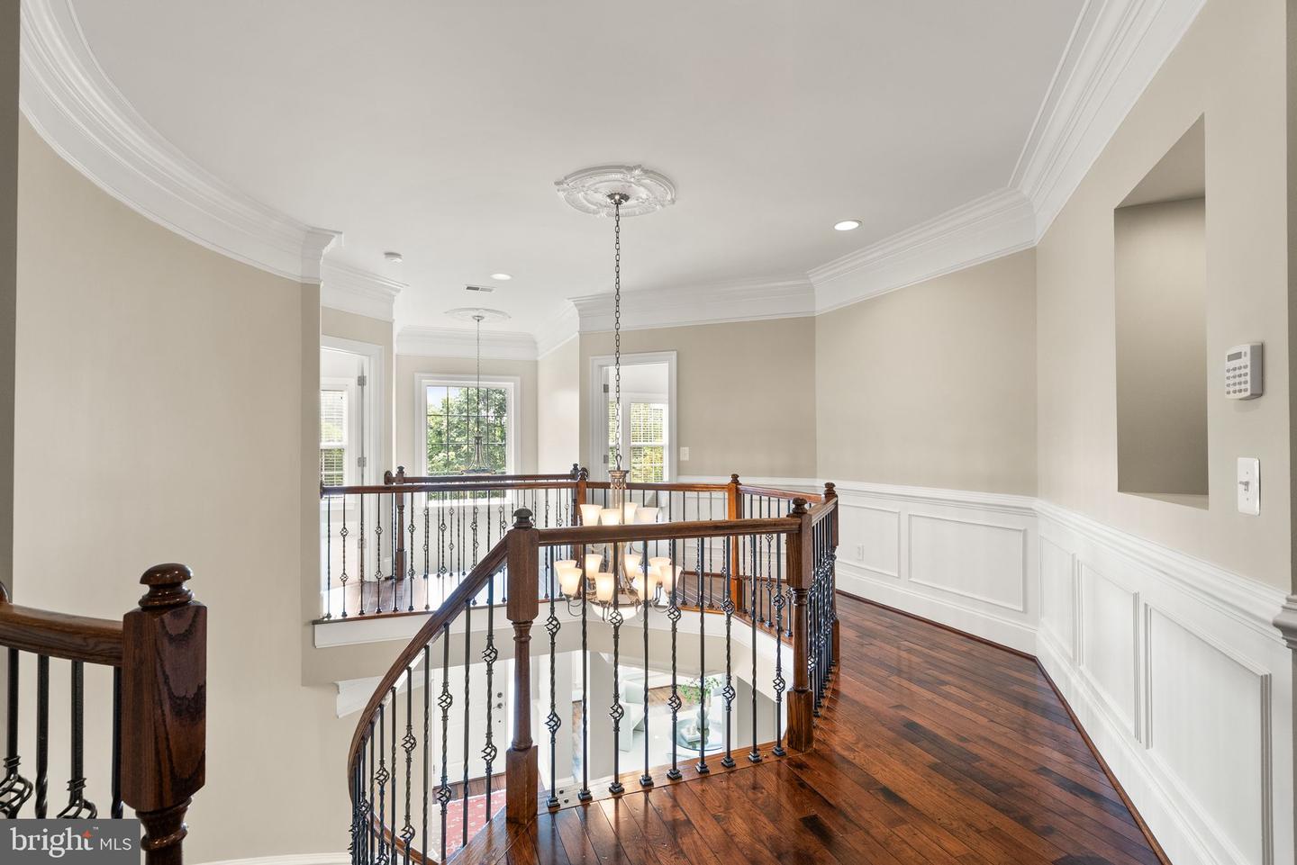 7534 RED HILL DR, SPRINGFIELD, Virginia 22153, 6 Bedrooms Bedrooms, ,5 BathroomsBathrooms,Residential,For sale,7534 RED HILL DR,VAFX2219730 MLS # VAFX2219730