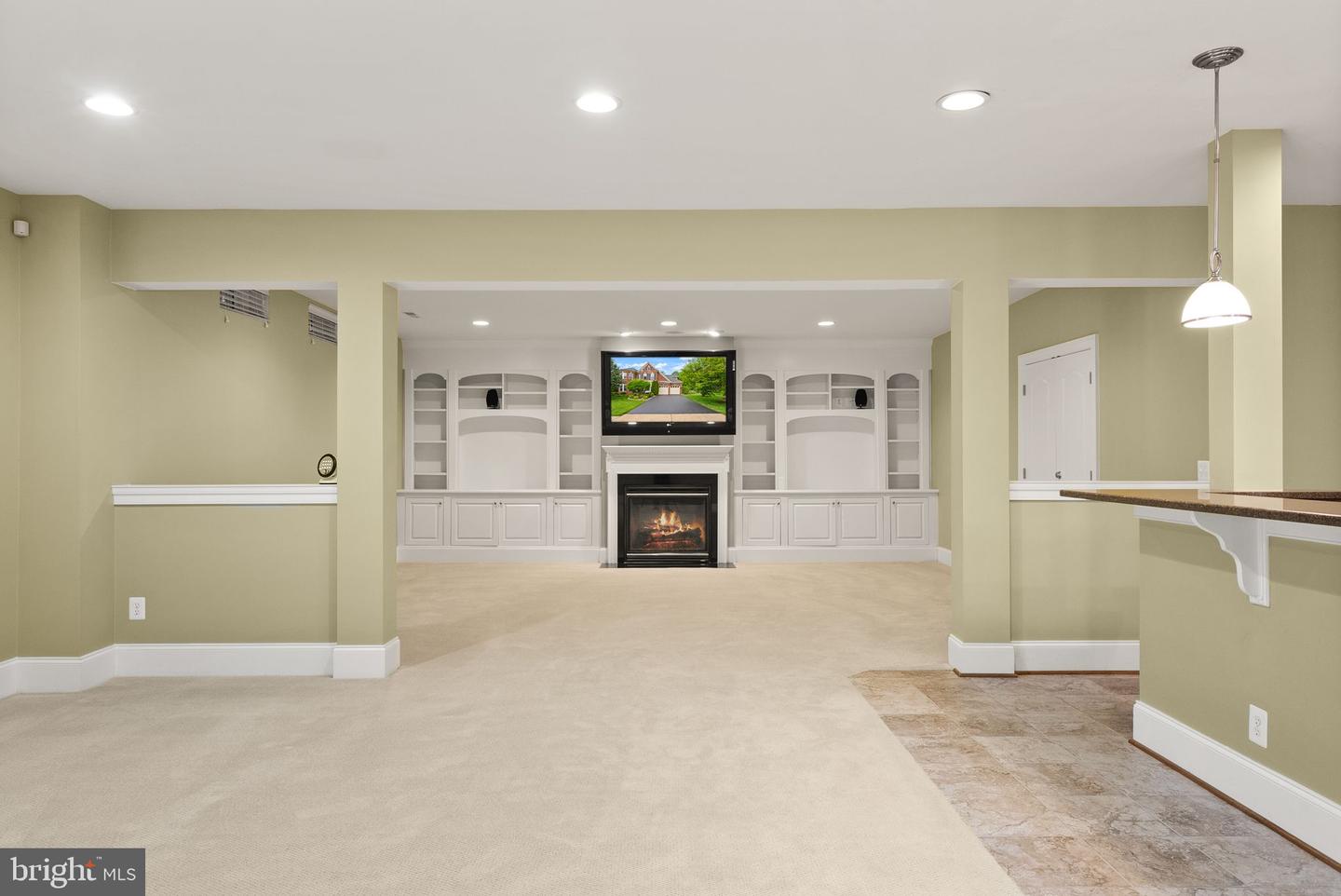 7534 RED HILL DR, SPRINGFIELD, Virginia 22153, 6 Bedrooms Bedrooms, ,5 BathroomsBathrooms,Residential,For sale,7534 RED HILL DR,VAFX2219730 MLS # VAFX2219730