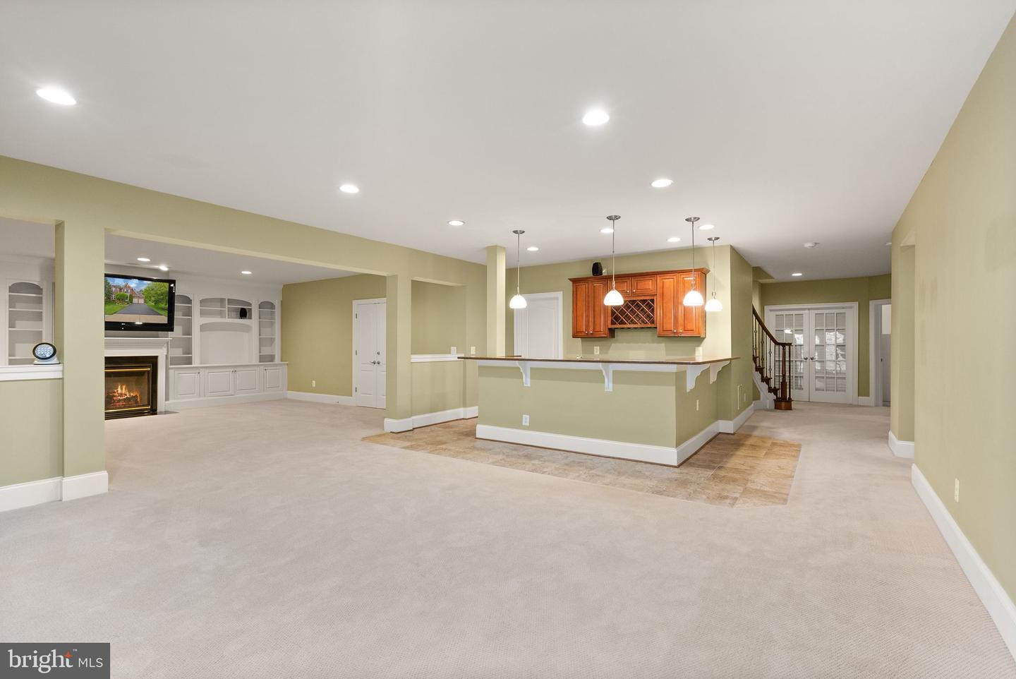 7534 RED HILL DR, SPRINGFIELD, Virginia 22153, 6 Bedrooms Bedrooms, ,5 BathroomsBathrooms,Residential,For sale,7534 RED HILL DR,VAFX2219730 MLS # VAFX2219730