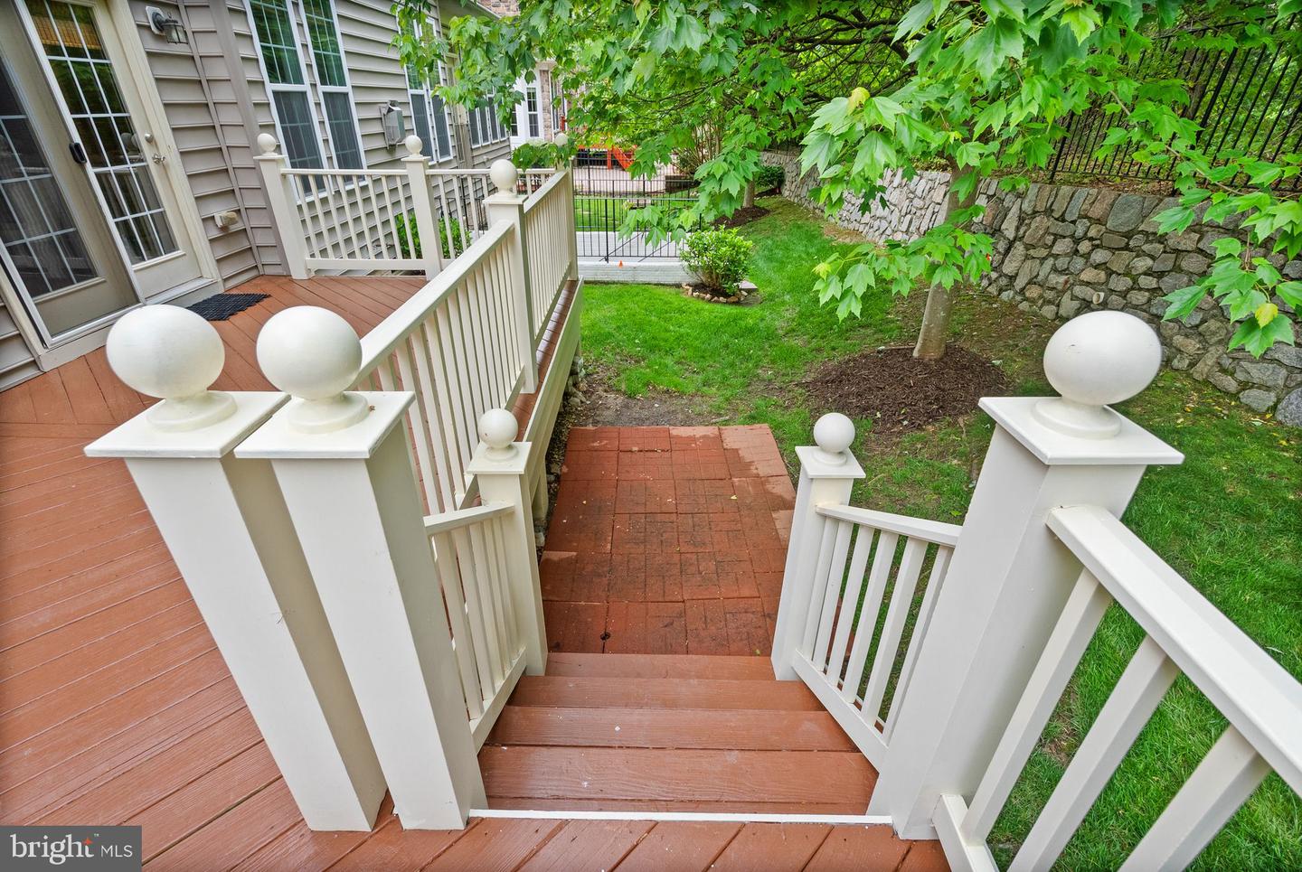 7534 RED HILL DR, SPRINGFIELD, Virginia 22153, 6 Bedrooms Bedrooms, ,5 BathroomsBathrooms,Residential,For sale,7534 RED HILL DR,VAFX2219730 MLS # VAFX2219730