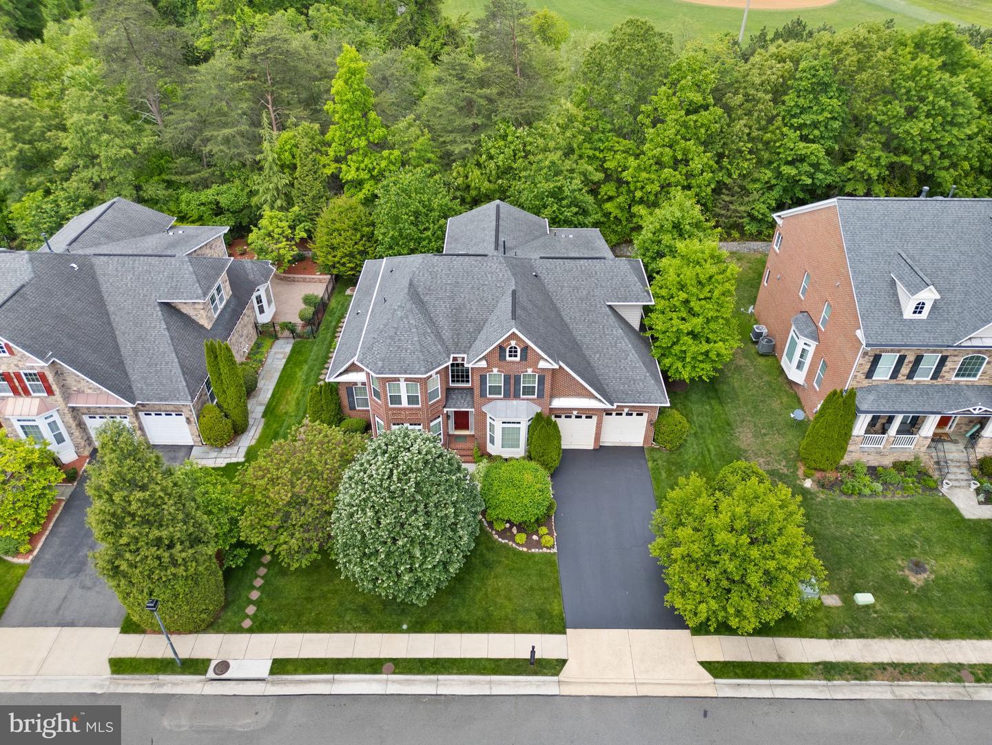 7534 RED HILL DR, SPRINGFIELD, Virginia 22153, 6 Bedrooms Bedrooms, ,5 BathroomsBathrooms,Residential,For sale,7534 RED HILL DR,VAFX2219730 MLS # VAFX2219730