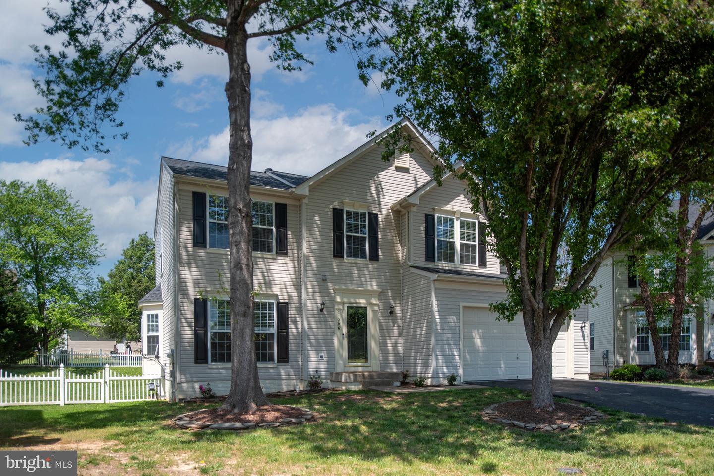 11206 N DEWEY CT, FREDERICKSBURG, Virginia 22407, 4 Bedrooms Bedrooms, ,3 BathroomsBathrooms,Residential,For sale,11206 N DEWEY CT,VASP2030592 MLS # VASP2030592