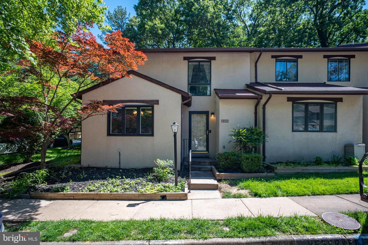 2320 GLADE BANK WAY, RESTON, Virginia 20191, 3 Bedrooms Bedrooms, ,2 BathroomsBathrooms,Residential,For sale,2320 GLADE BANK WAY,VAFX2221184 MLS # VAFX2221184