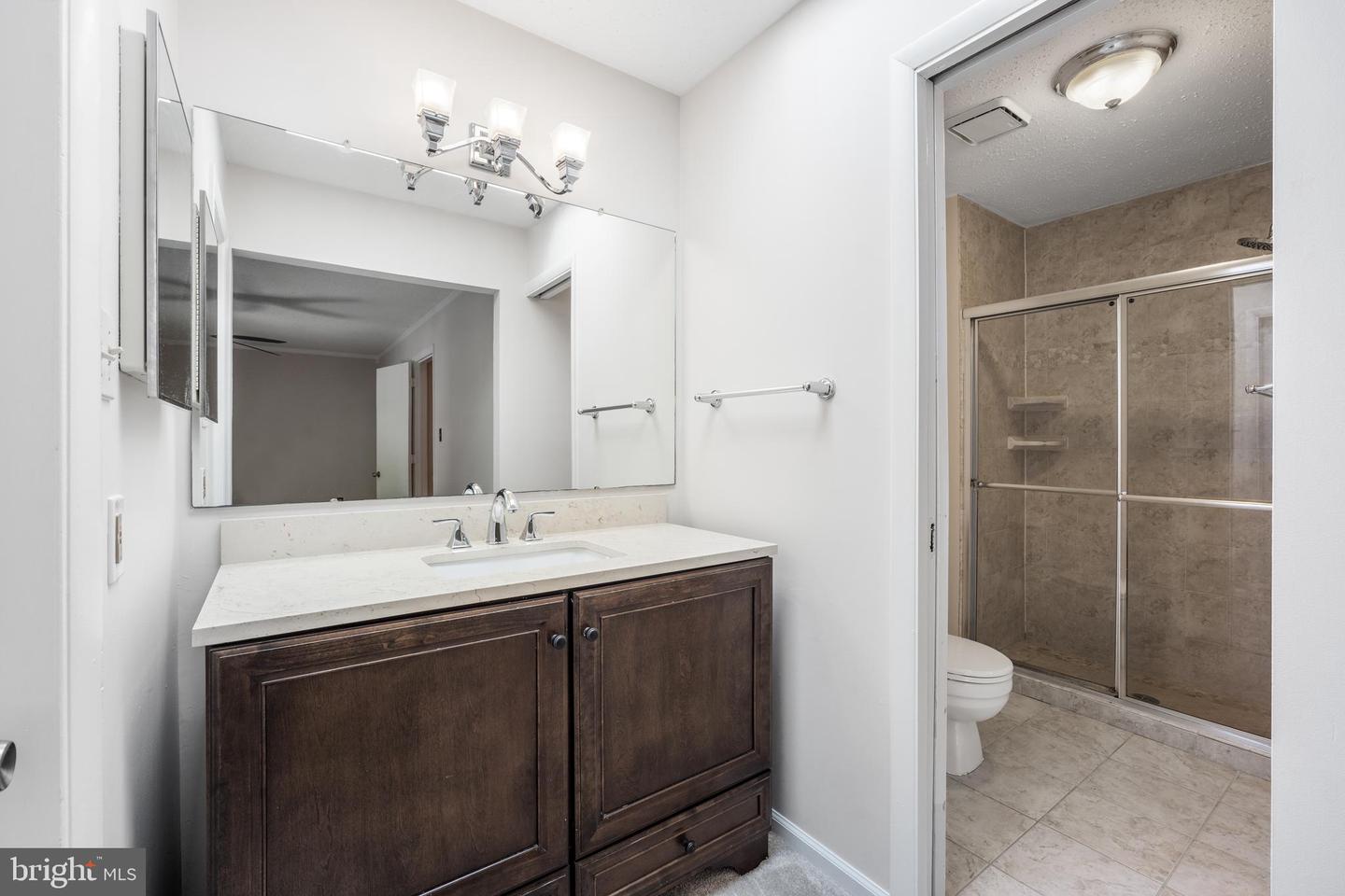 2320 GLADE BANK WAY, RESTON, Virginia 20191, 3 Bedrooms Bedrooms, ,2 BathroomsBathrooms,Residential,For sale,2320 GLADE BANK WAY,VAFX2221184 MLS # VAFX2221184