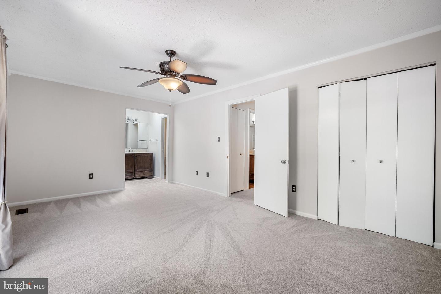 2320 GLADE BANK WAY, RESTON, Virginia 20191, 3 Bedrooms Bedrooms, ,2 BathroomsBathrooms,Residential,For sale,2320 GLADE BANK WAY,VAFX2221184 MLS # VAFX2221184