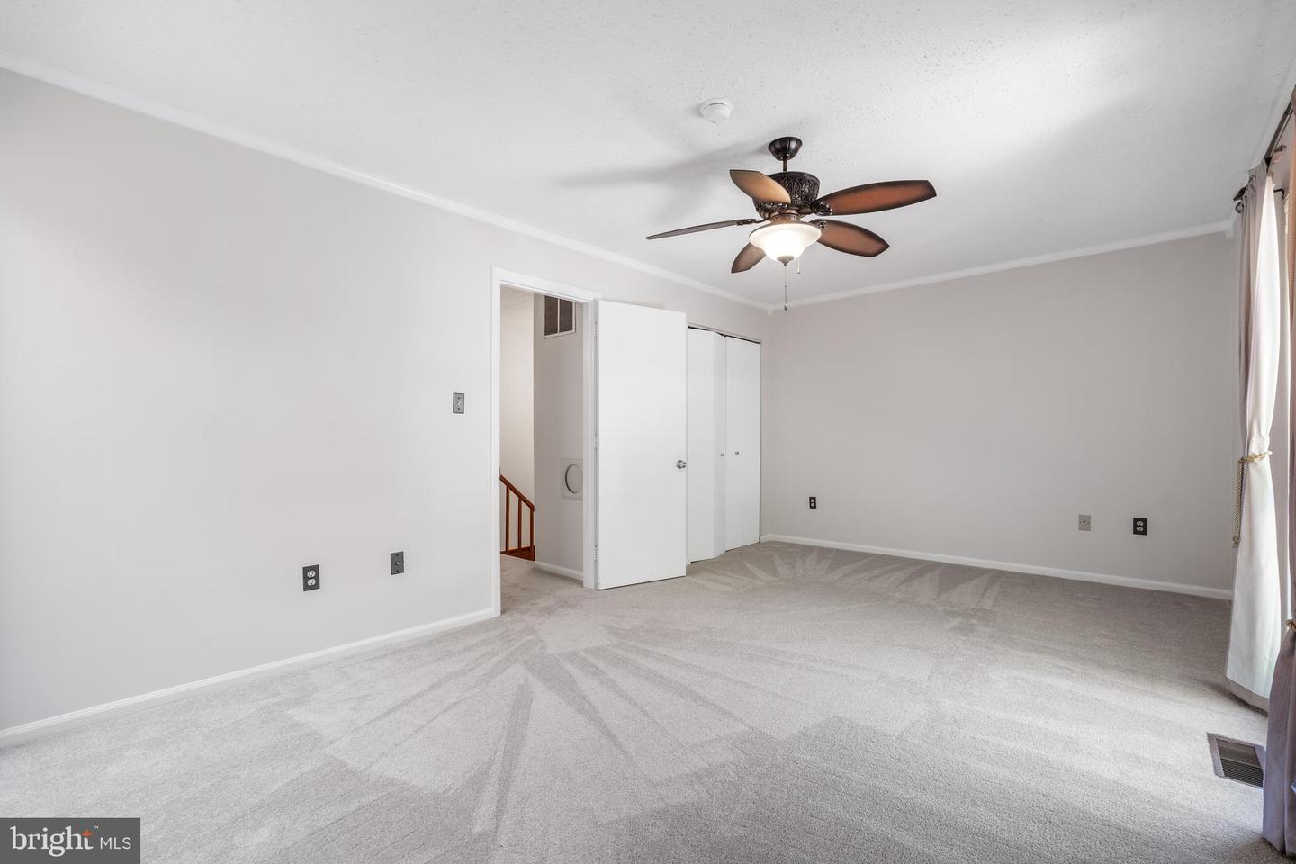 2320 GLADE BANK WAY, RESTON, Virginia 20191, 3 Bedrooms Bedrooms, ,2 BathroomsBathrooms,Residential,For sale,2320 GLADE BANK WAY,VAFX2221184 MLS # VAFX2221184