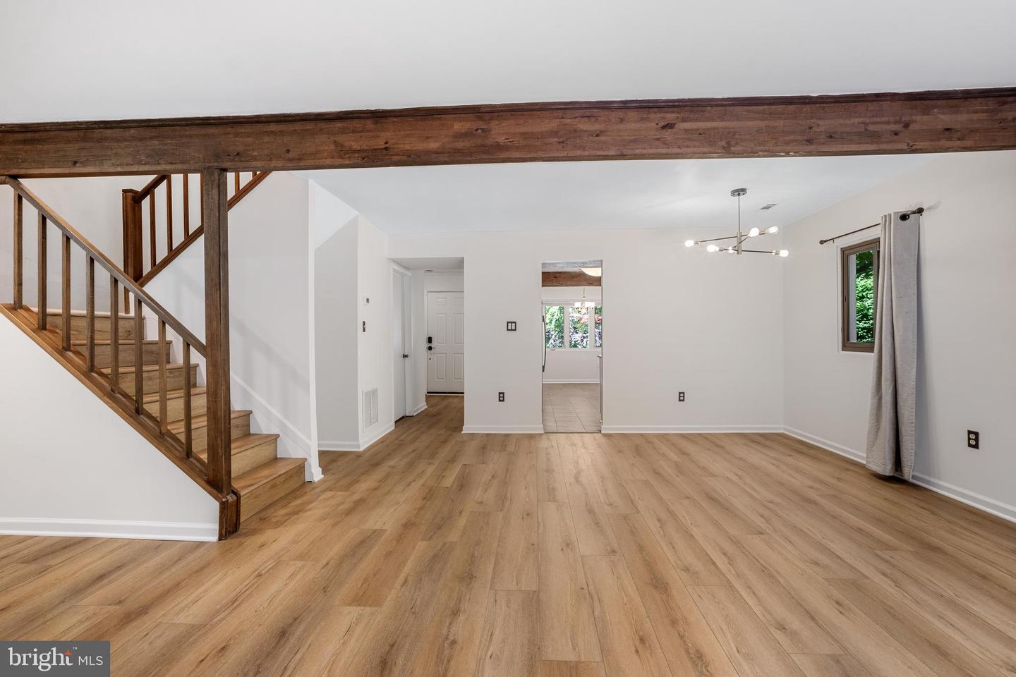 2320 GLADE BANK WAY, RESTON, Virginia 20191, 3 Bedrooms Bedrooms, ,2 BathroomsBathrooms,Residential,For sale,2320 GLADE BANK WAY,VAFX2221184 MLS # VAFX2221184