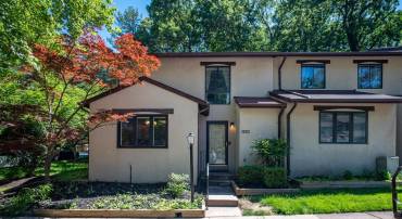2320 GLADE BANK WAY, RESTON, Virginia 20191, 3 Bedrooms Bedrooms, ,2 BathroomsBathrooms,Residential,For sale,2320 GLADE BANK WAY,VAFX2221184 MLS # VAFX2221184