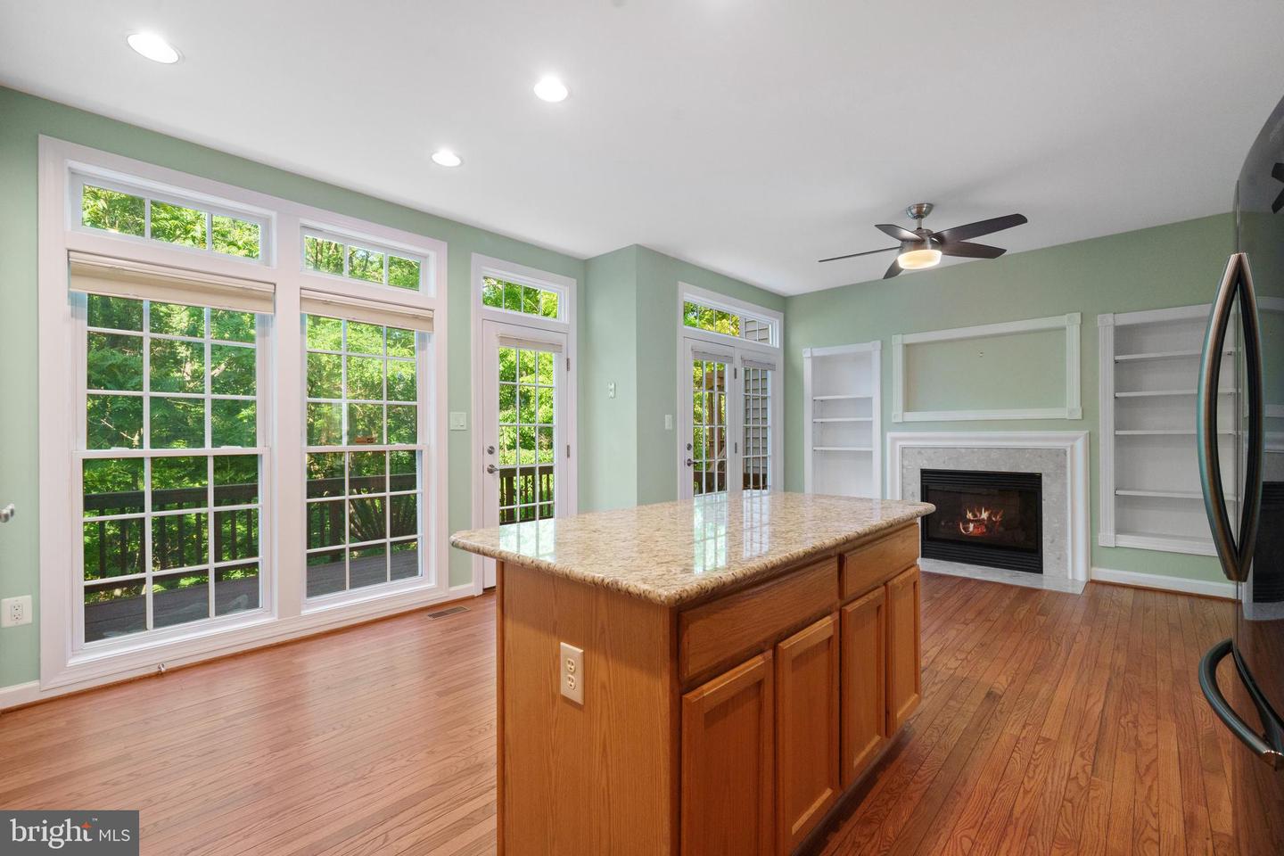 6448 KATHERINE ANN LN, SPRINGFIELD, Virginia 22150, 3 Bedrooms Bedrooms, 7 Rooms Rooms,3 BathroomsBathrooms,Residential,For sale,6448 KATHERINE ANN LN,VAFX2221408 MLS # VAFX2221408