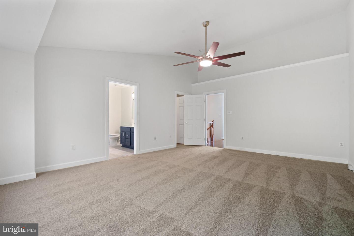 6448 KATHERINE ANN LN, SPRINGFIELD, Virginia 22150, 3 Bedrooms Bedrooms, 7 Rooms Rooms,3 BathroomsBathrooms,Residential,For sale,6448 KATHERINE ANN LN,VAFX2221408 MLS # VAFX2221408
