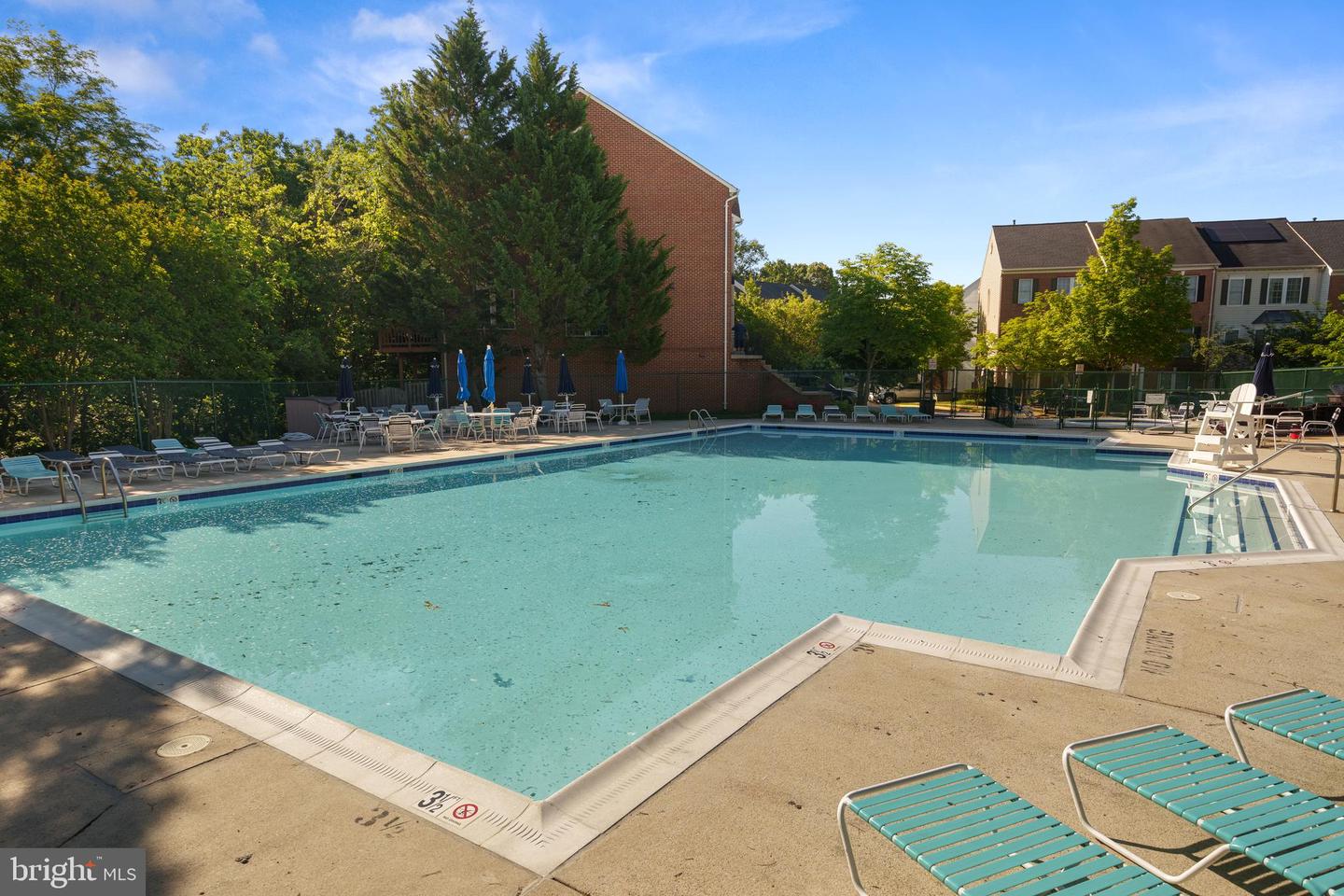 6448 KATHERINE ANN LN, SPRINGFIELD, Virginia 22150, 3 Bedrooms Bedrooms, 7 Rooms Rooms,3 BathroomsBathrooms,Residential,For sale,6448 KATHERINE ANN LN,VAFX2221408 MLS # VAFX2221408