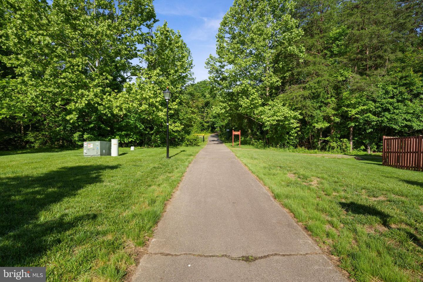 6448 KATHERINE ANN LN, SPRINGFIELD, Virginia 22150, 3 Bedrooms Bedrooms, 7 Rooms Rooms,3 BathroomsBathrooms,Residential,For sale,6448 KATHERINE ANN LN,VAFX2221408 MLS # VAFX2221408