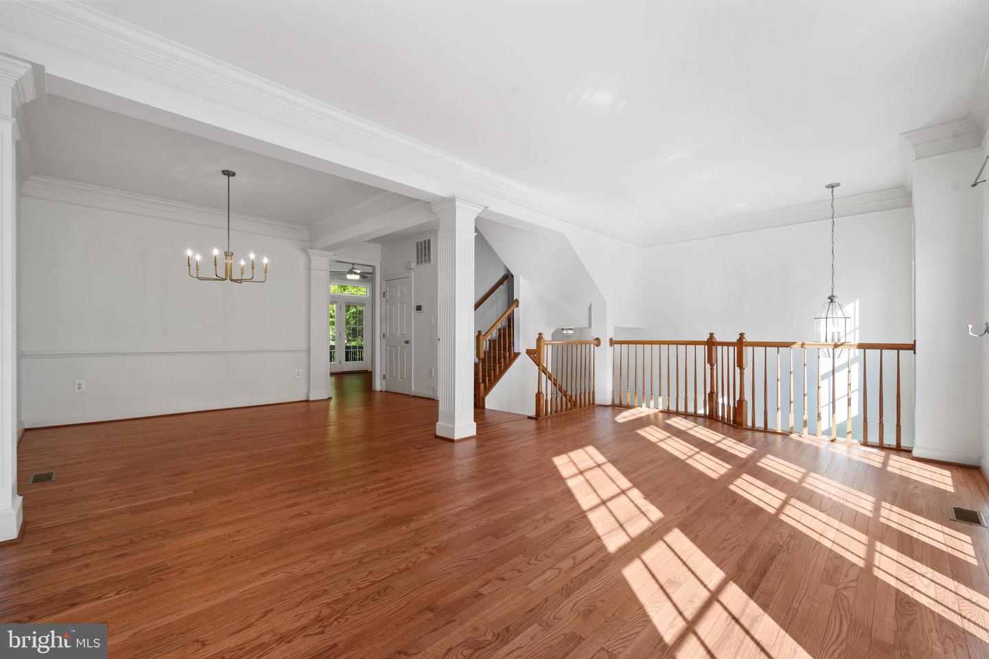 6448 KATHERINE ANN LN, SPRINGFIELD, Virginia 22150, 3 Bedrooms Bedrooms, 7 Rooms Rooms,3 BathroomsBathrooms,Residential,For sale,6448 KATHERINE ANN LN,VAFX2221408 MLS # VAFX2221408