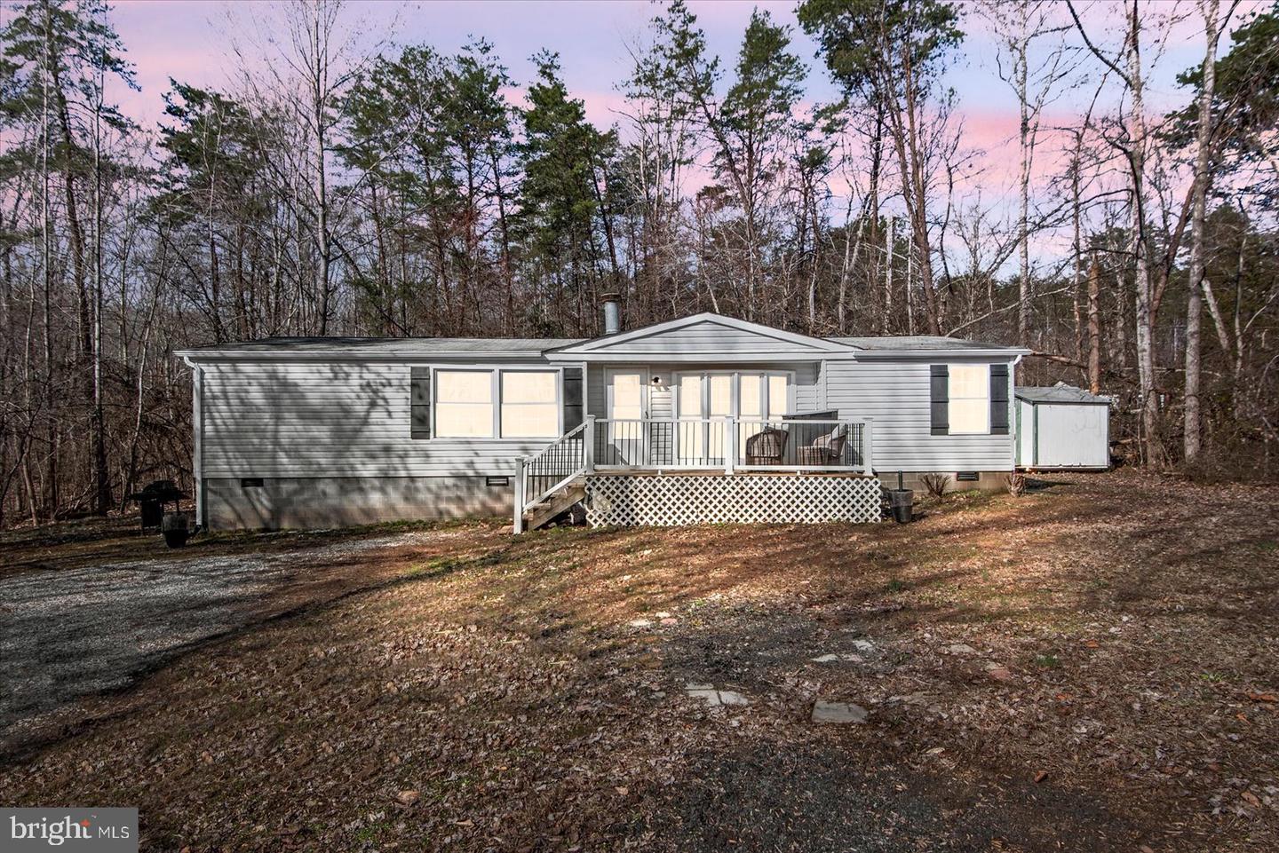 197 HOLLY GROVE CT, BUMPASS, Virginia 23024, 3 Bedrooms Bedrooms, ,2 BathroomsBathrooms,Residential,For sale,197 HOLLY GROVE CT,VALA2007312 MLS # VALA2007312