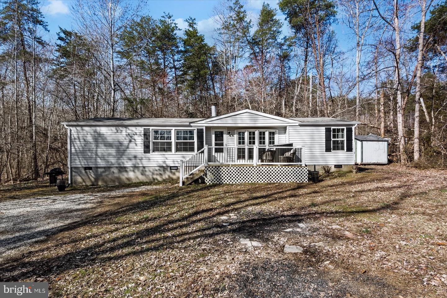 197 HOLLY GROVE CT, BUMPASS, Virginia 23024, 3 Bedrooms Bedrooms, ,2 BathroomsBathrooms,Residential,For sale,197 HOLLY GROVE CT,VALA2007312 MLS # VALA2007312