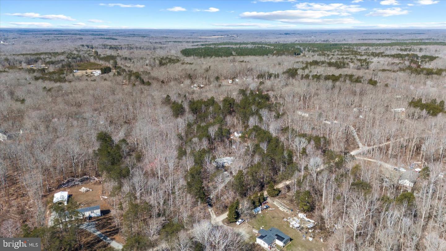 197 HOLLY GROVE CT, BUMPASS, Virginia 23024, 3 Bedrooms Bedrooms, ,2 BathroomsBathrooms,Residential,For sale,197 HOLLY GROVE CT,VALA2007312 MLS # VALA2007312