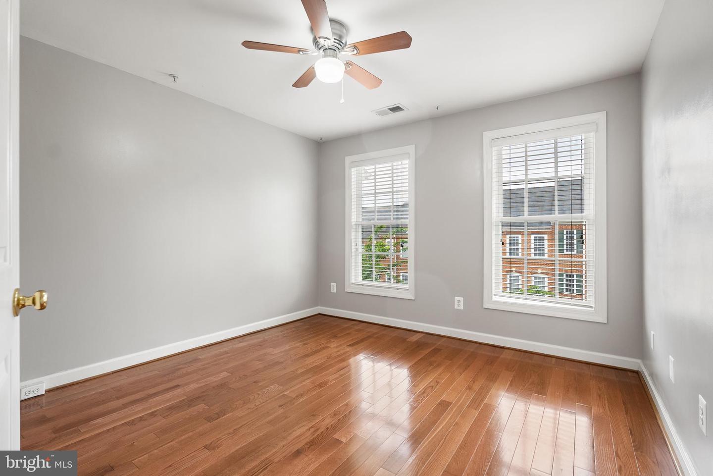 8001 SAMUEL WALLIS ST, LORTON, Virginia 22079, 4 Bedrooms Bedrooms, ,2 BathroomsBathrooms,Residential,For sale,8001 SAMUEL WALLIS ST,VAFX2222950 MLS # VAFX2222950