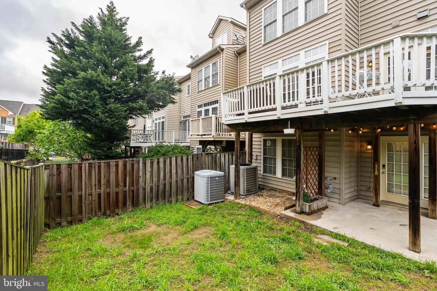 8001 SAMUEL WALLIS ST, LORTON, Virginia 22079, 4 Bedrooms Bedrooms, ,2 BathroomsBathrooms,Residential,For sale,8001 SAMUEL WALLIS ST,VAFX2222950 MLS # VAFX2222950