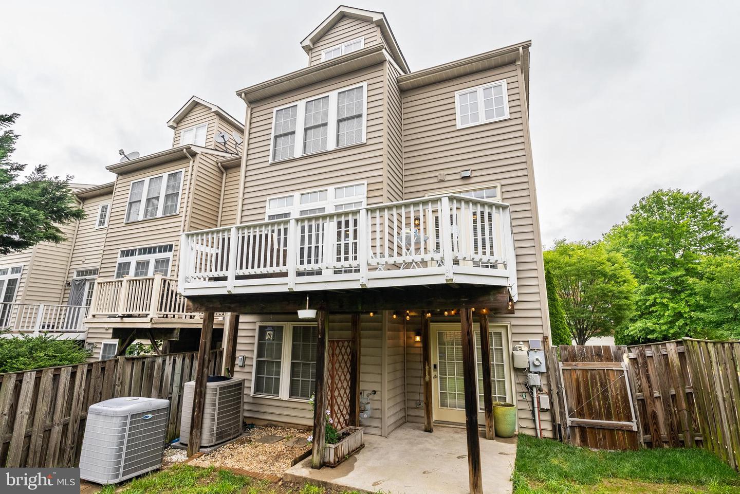 8001 SAMUEL WALLIS ST, LORTON, Virginia 22079, 4 Bedrooms Bedrooms, ,2 BathroomsBathrooms,Residential,For sale,8001 SAMUEL WALLIS ST,VAFX2222950 MLS # VAFX2222950