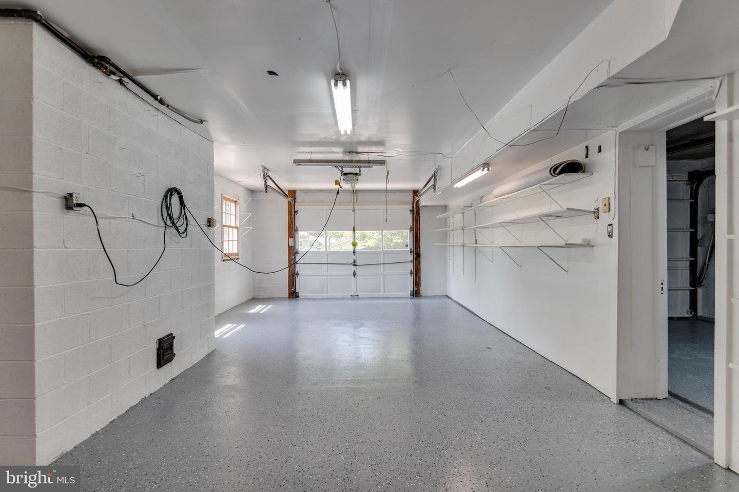 1911 BELLE HAVEN RD, ALEXANDRIA, Virginia 22307, 4 Bedrooms Bedrooms, ,3 BathroomsBathrooms,Residential,For sale,1911 BELLE HAVEN RD,VAFX2224364 MLS # VAFX2224364