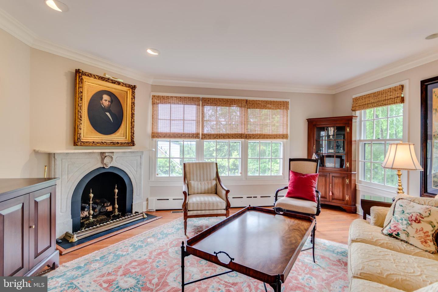1911 BELLE HAVEN RD, ALEXANDRIA, Virginia 22307, 4 Bedrooms Bedrooms, ,3 BathroomsBathrooms,Residential,For sale,1911 BELLE HAVEN RD,VAFX2224364 MLS # VAFX2224364