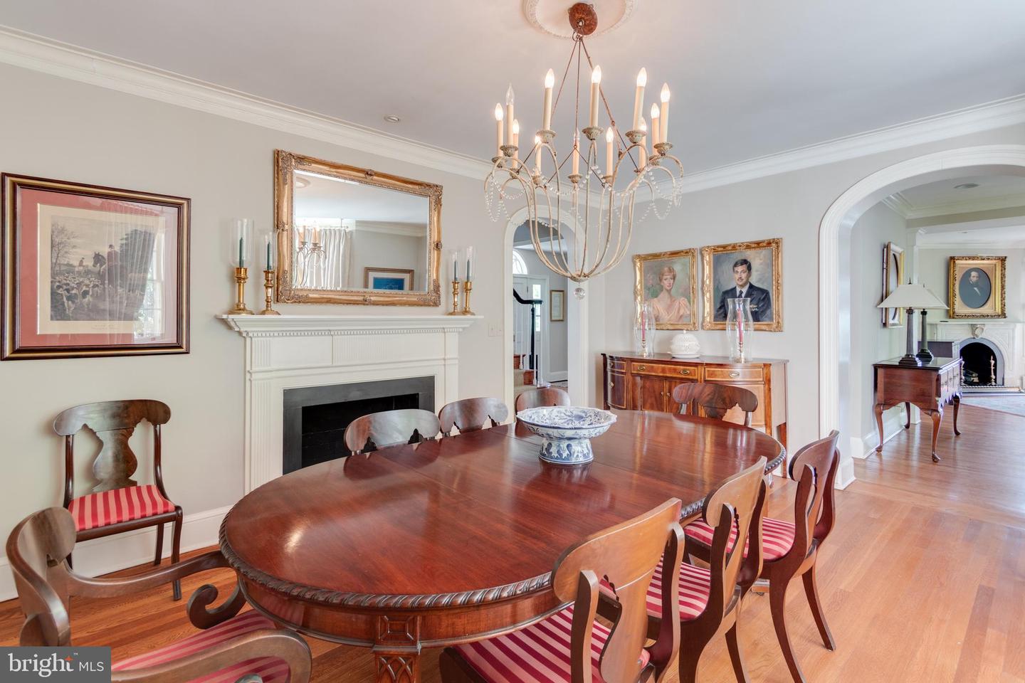 1911 BELLE HAVEN RD, ALEXANDRIA, Virginia 22307, 4 Bedrooms Bedrooms, ,3 BathroomsBathrooms,Residential,For sale,1911 BELLE HAVEN RD,VAFX2224364 MLS # VAFX2224364