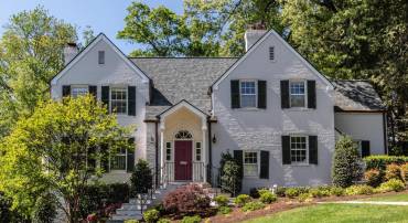 1911 BELLE HAVEN RD, ALEXANDRIA, Virginia 22307, 4 Bedrooms Bedrooms, ,3 BathroomsBathrooms,Residential,For sale,1911 BELLE HAVEN RD,VAFX2224364 MLS # VAFX2224364