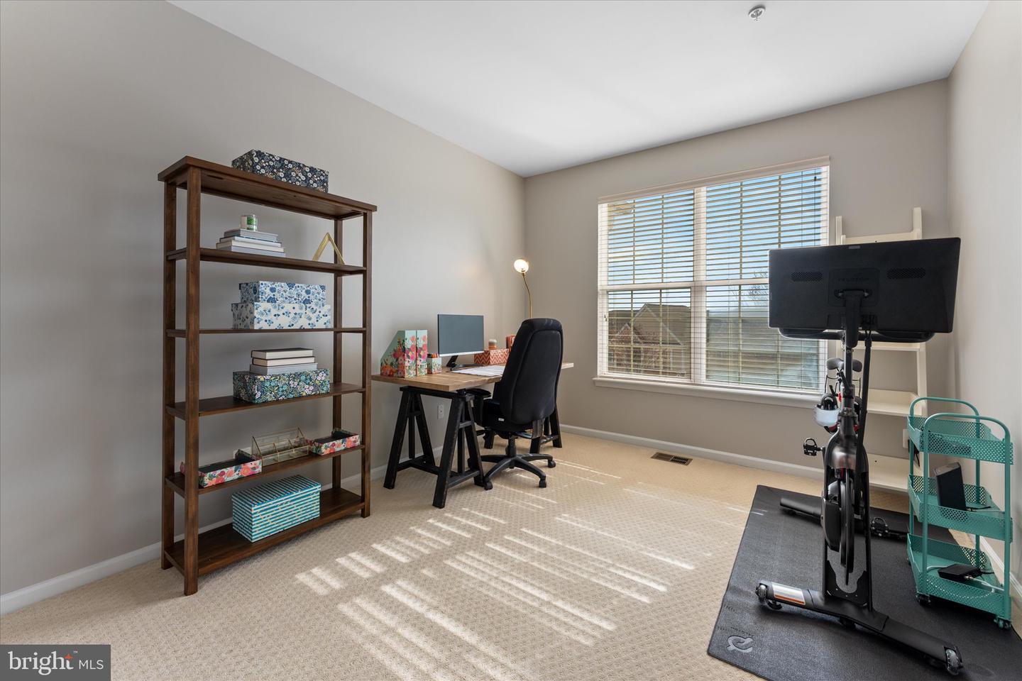 43840 HICKORY CORNER TER #112, ASHBURN, Virginia 20147, 2 Bedrooms Bedrooms, ,2 BathroomsBathrooms,Residential,For sale,43840 HICKORY CORNER TER #112,VALO2090122 MLS # VALO2090122