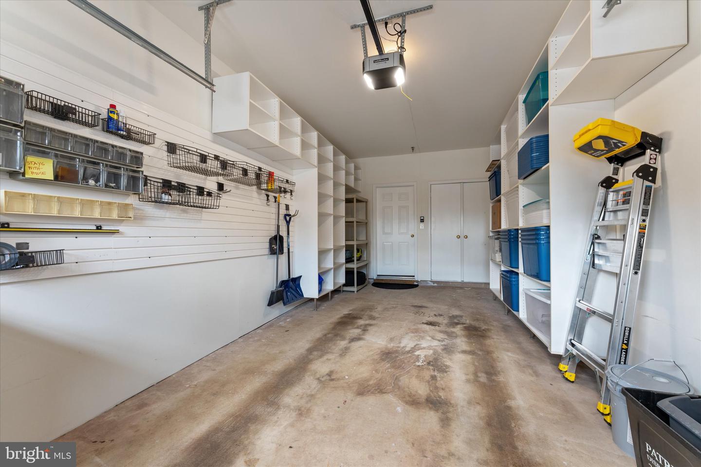 43840 HICKORY CORNER TER #112, ASHBURN, Virginia 20147, 2 Bedrooms Bedrooms, ,2 BathroomsBathrooms,Residential,For sale,43840 HICKORY CORNER TER #112,VALO2090122 MLS # VALO2090122
