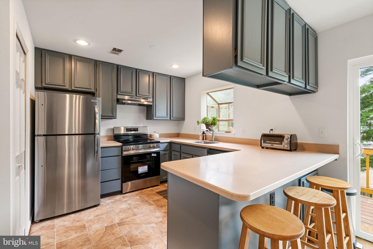 4504 LITTLE RIVER RUN DR, ANNANDALE, Virginia 22003, 4 Bedrooms Bedrooms, ,2 BathroomsBathrooms,Residential,For sale,4504 LITTLE RIVER RUN DR,VAFX2225682 MLS # VAFX2225682