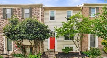 4504 LITTLE RIVER RUN DR, ANNANDALE, Virginia 22003, 4 Bedrooms Bedrooms, ,2 BathroomsBathrooms,Residential,For sale,4504 LITTLE RIVER RUN DR,VAFX2225682 MLS # VAFX2225682