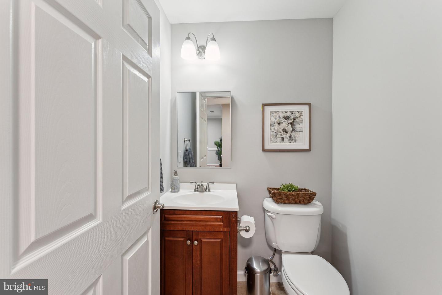 6603 NETTIES LN #1706, ALEXANDRIA, Virginia 22315, 2 Bedrooms Bedrooms, ,2 BathroomsBathrooms,Residential,For sale,6603 NETTIES LN #1706,VAFX2226416 MLS # VAFX2226416