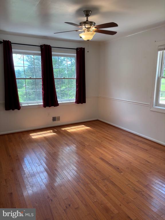 5084 FAIRVIEW LN, BROAD RUN, Virginia, 3 Bedrooms Bedrooms, ,3 BathroomsBathrooms,Residential,5084 FAIRVIEW LN,VAFQ2016538 MLS # VAFQ2016538