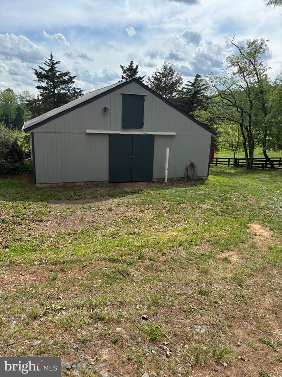 5084 FAIRVIEW LN, BROAD RUN, Virginia, 3 Bedrooms Bedrooms, ,3 BathroomsBathrooms,Residential,5084 FAIRVIEW LN,VAFQ2016538 MLS # VAFQ2016538