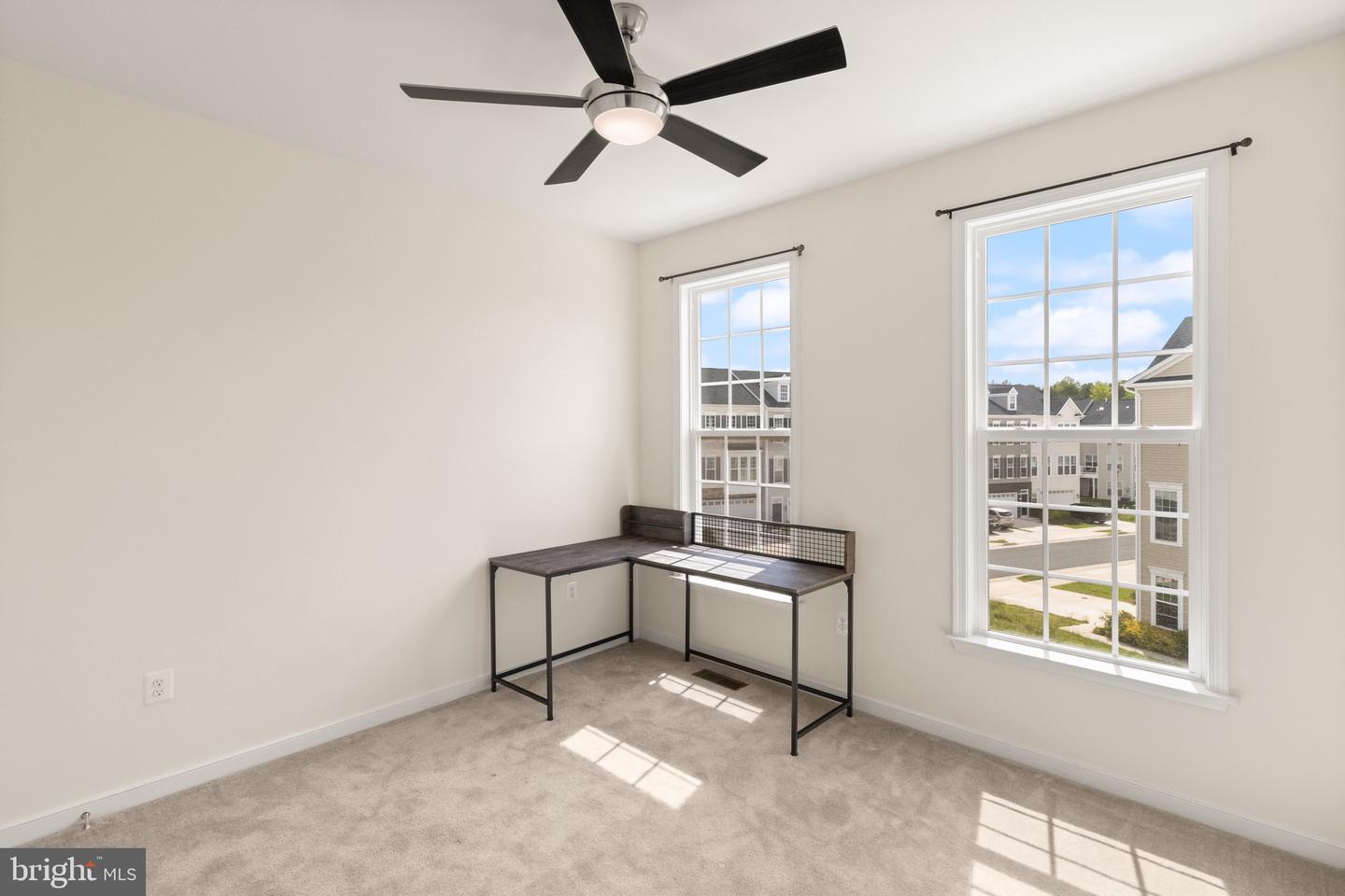 16 SICKLE DR #31, STAFFORD, Virginia 22554, 4 Bedrooms Bedrooms, ,3 BathroomsBathrooms,Residential,For sale,16 SICKLE DR #31,VAST2036956 MLS # VAST2036956