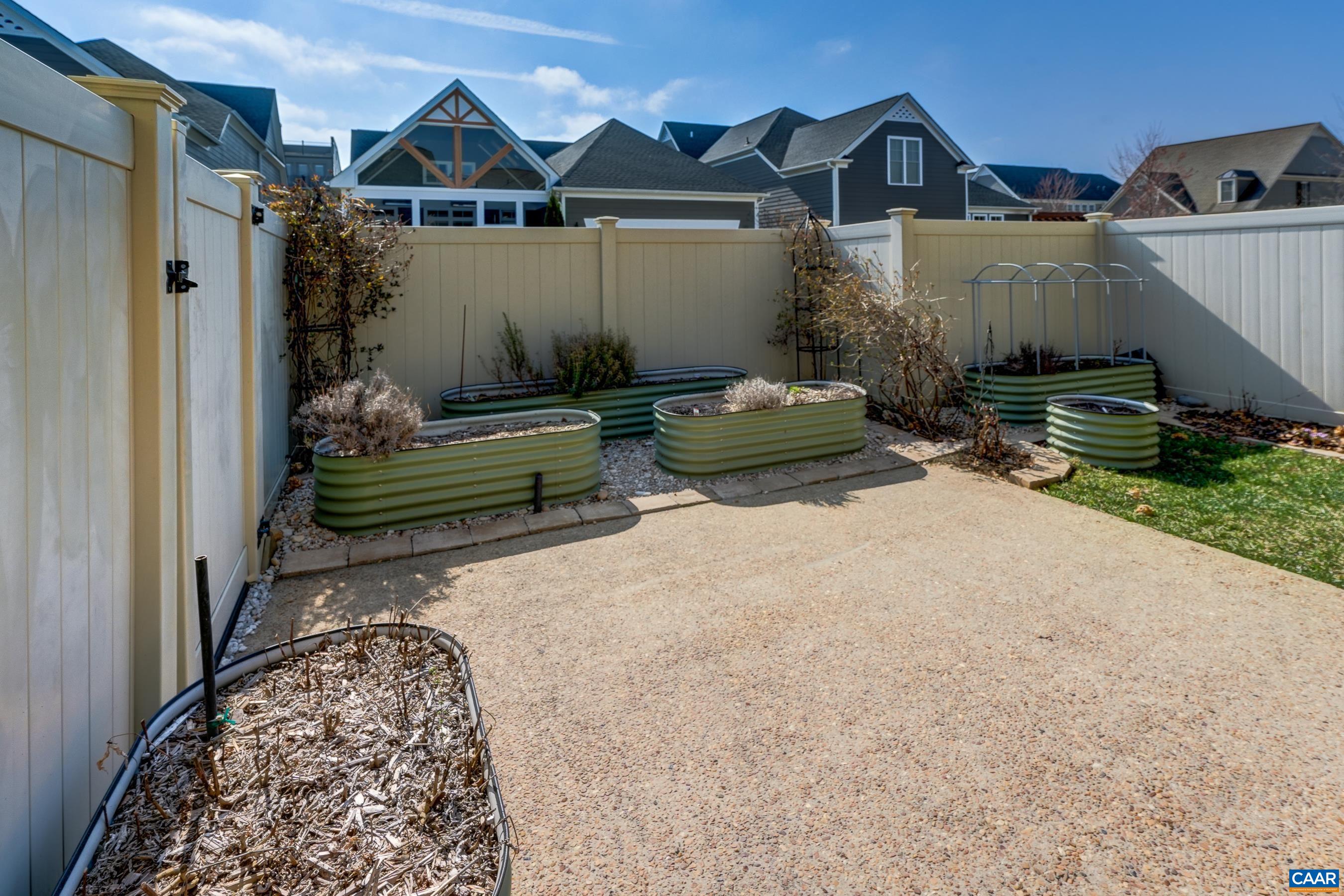 804 GOLF VIEW DR, CROZET, Virginia 22932, 4 Bedrooms Bedrooms, ,3 BathroomsBathrooms,Residential,Brookfield,804 GOLF VIEW DR,662017 MLS # 662017