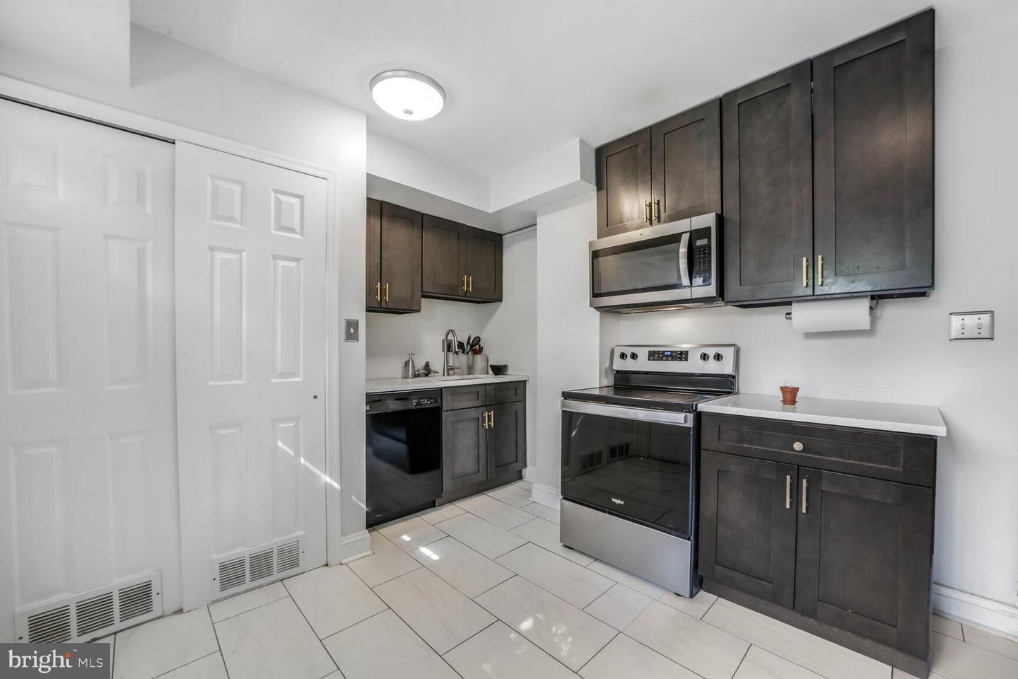 1157 SUMMIT ST NE, WASHINGTON, District Of Columbia 20002, 2 Bedrooms Bedrooms, ,1 BathroomBathrooms,Residential,For sale,1157 SUMMIT ST NE,DCDC2191458 MLS # DCDC2191458