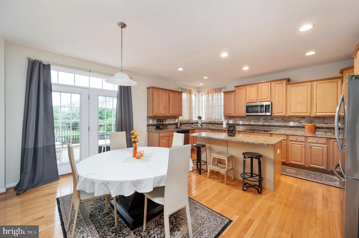 16647 SPACE MORE CIR, WOODBRIDGE, Virginia 22191, 4 Bedrooms Bedrooms, ,4 BathroomsBathrooms,Residential,For sale,16647 SPACE MORE CIR,VAPW2090234 MLS # VAPW2090234