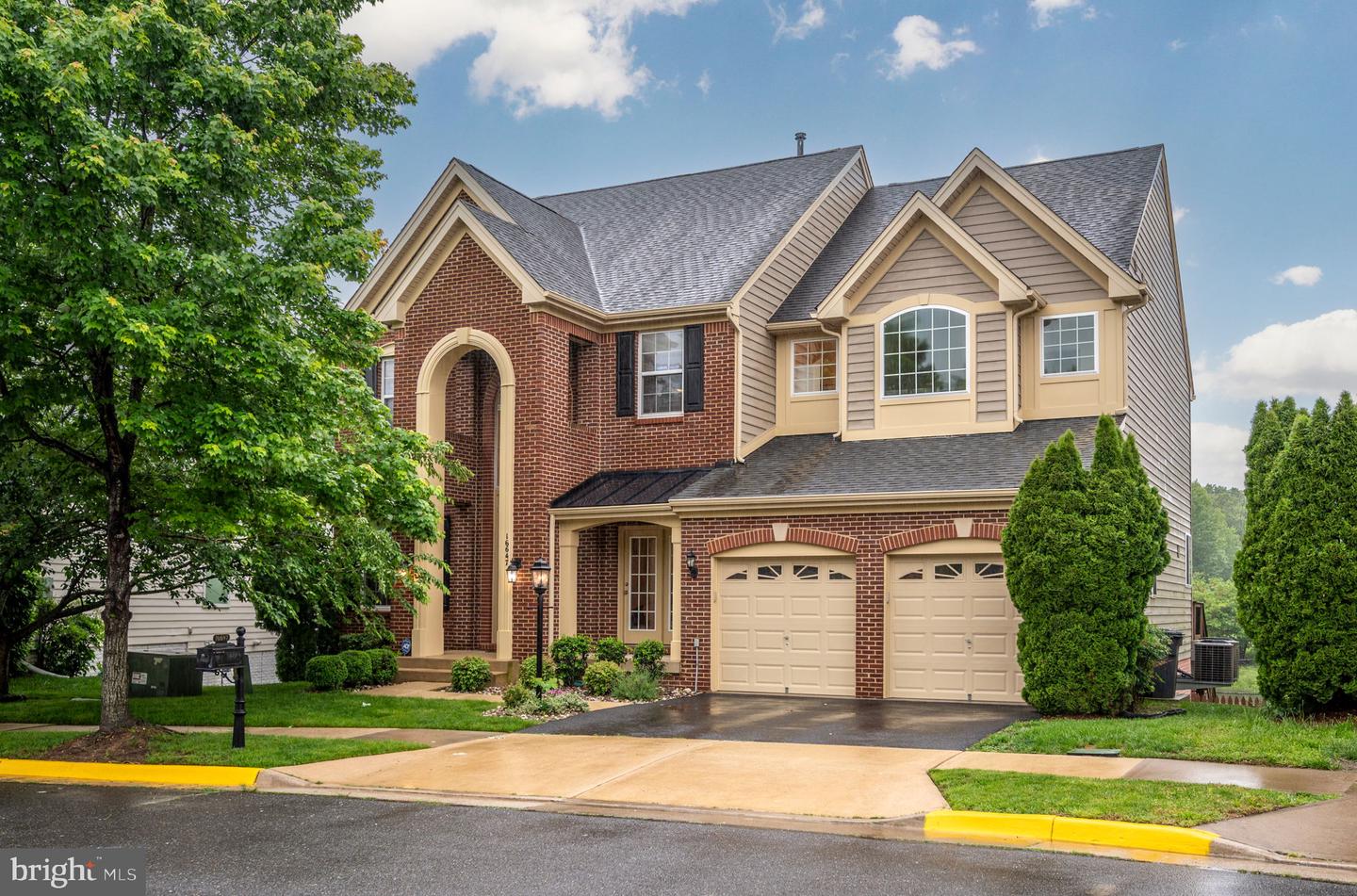 16647 SPACE MORE CIR, WOODBRIDGE, Virginia 22191, 4 Bedrooms Bedrooms, ,4 BathroomsBathrooms,Residential,For sale,16647 SPACE MORE CIR,VAPW2090234 MLS # VAPW2090234