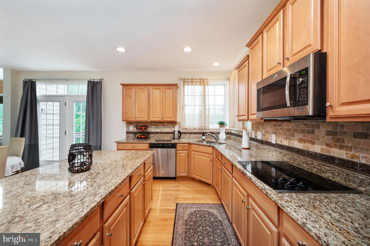 16647 SPACE MORE CIR, WOODBRIDGE, Virginia 22191, 4 Bedrooms Bedrooms, ,4 BathroomsBathrooms,Residential,For sale,16647 SPACE MORE CIR,VAPW2090234 MLS # VAPW2090234