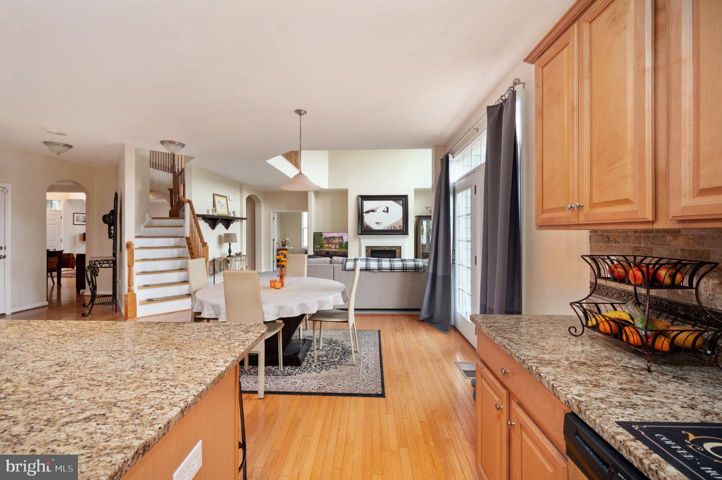 16647 SPACE MORE CIR, WOODBRIDGE, Virginia 22191, 4 Bedrooms Bedrooms, ,4 BathroomsBathrooms,Residential,For sale,16647 SPACE MORE CIR,VAPW2090234 MLS # VAPW2090234