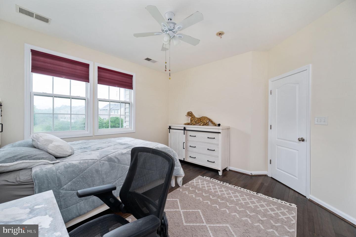 16647 SPACE MORE CIR, WOODBRIDGE, Virginia 22191, 4 Bedrooms Bedrooms, ,4 BathroomsBathrooms,Residential,For sale,16647 SPACE MORE CIR,VAPW2090234 MLS # VAPW2090234