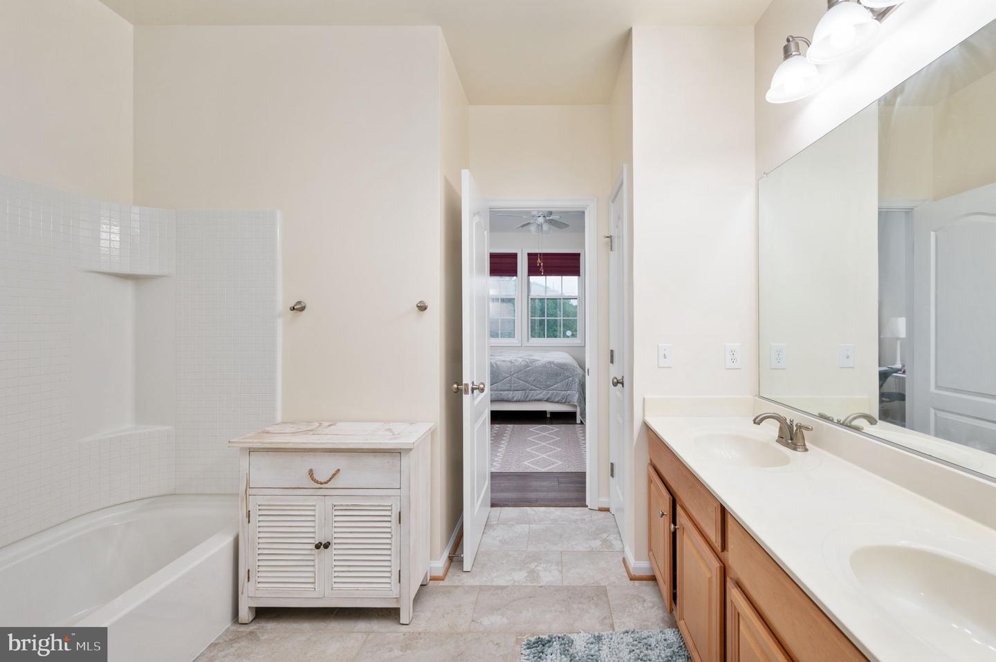 16647 SPACE MORE CIR, WOODBRIDGE, Virginia 22191, 4 Bedrooms Bedrooms, ,4 BathroomsBathrooms,Residential,For sale,16647 SPACE MORE CIR,VAPW2090234 MLS # VAPW2090234