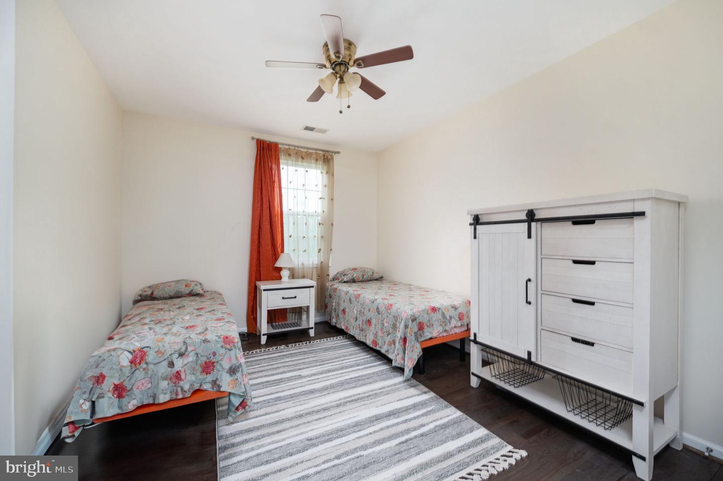 16647 SPACE MORE CIR, WOODBRIDGE, Virginia 22191, 4 Bedrooms Bedrooms, ,4 BathroomsBathrooms,Residential,For sale,16647 SPACE MORE CIR,VAPW2090234 MLS # VAPW2090234