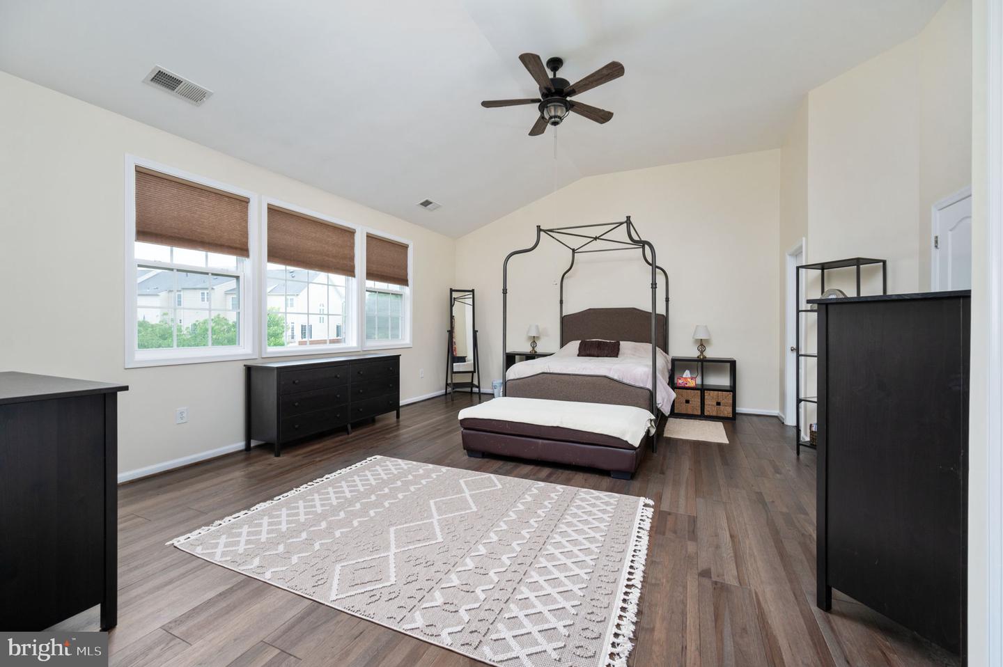 16647 SPACE MORE CIR, WOODBRIDGE, Virginia 22191, 4 Bedrooms Bedrooms, ,4 BathroomsBathrooms,Residential,For sale,16647 SPACE MORE CIR,VAPW2090234 MLS # VAPW2090234
